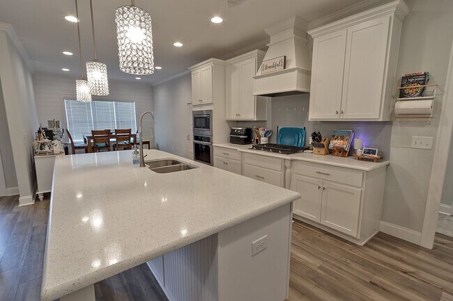 Building Photo - Available July 15, 2026