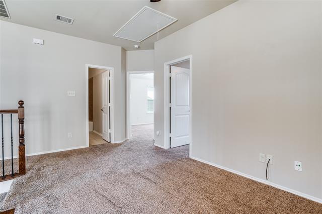 Building Photo - 209 Red Hawk Pl