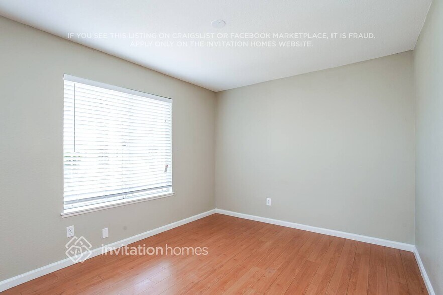 Building Photo - 18112 Raymond Ct