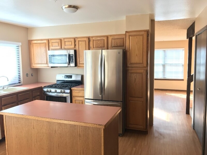 Building Photo - 6941 S Knolls Way