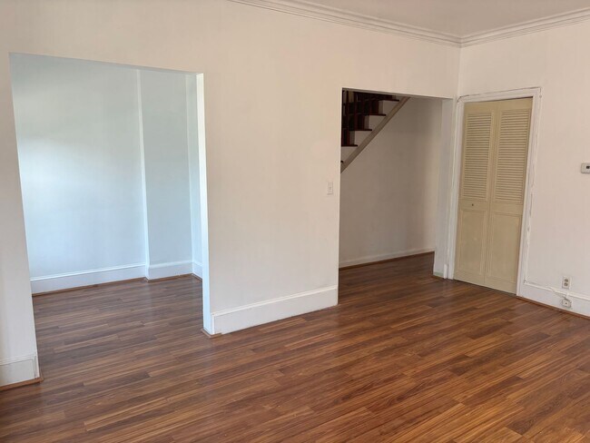 Building Photo - 17 Armington St