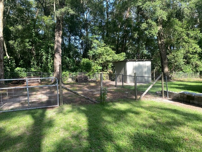 Building Photo - 3/2 Rental In NE Ocala