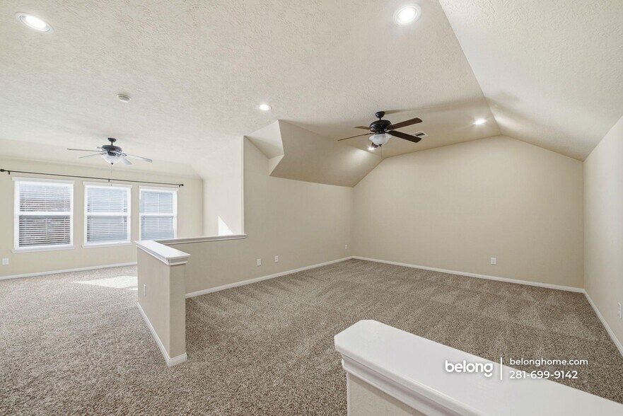 Building Photo - 20702 Sommerset Branch Ct