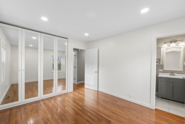 Building Photo - 25 McCabe Dr