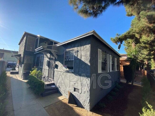 Building Photo - 4080-4084 Leimert Blvd