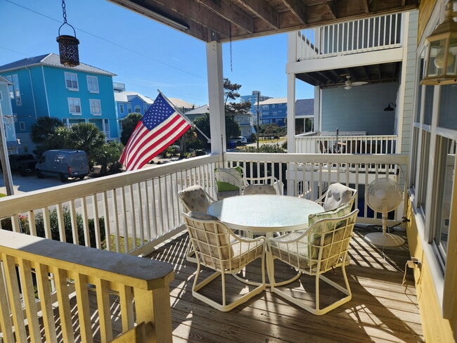 Building Photo - 1212 Bowfin Ln