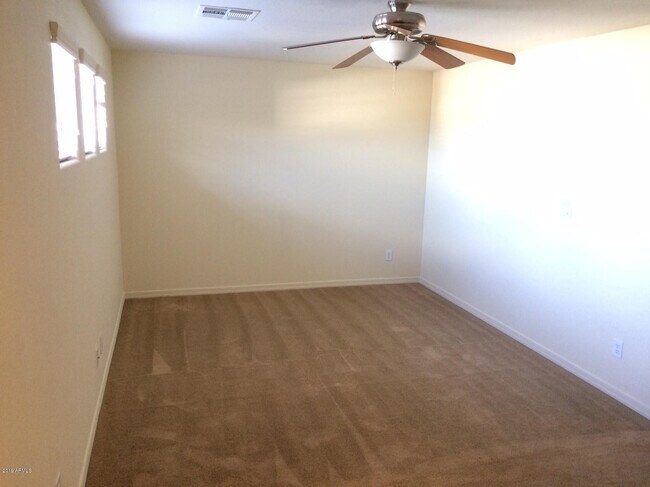 Building Photo - 15739 N 172nd Ln