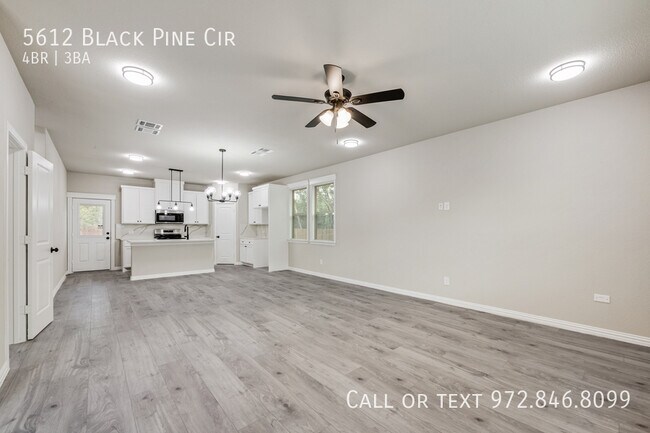 Building Photo - 5612 Black Pine Cir