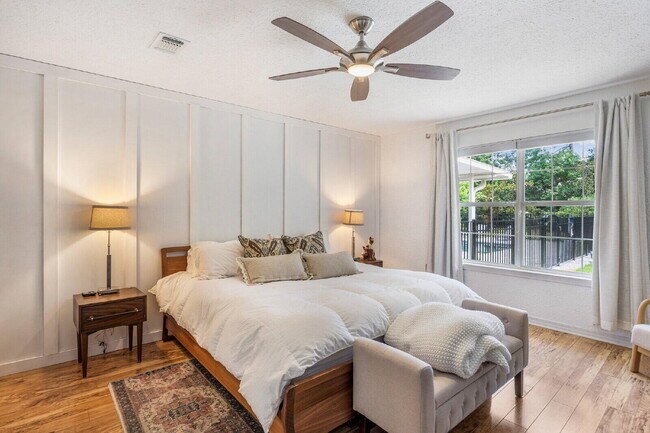 Building Photo - 130 Shipwreck Rd