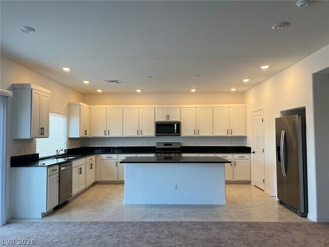 Building Photo - 6524 Twin Brks Ave