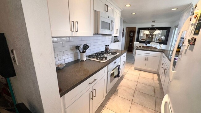 Building Photo - One Bedroom for Rent in Dana Point