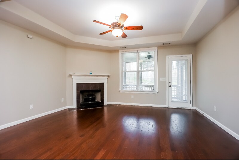 Building Photo - 4336 Silver Oaks Dr