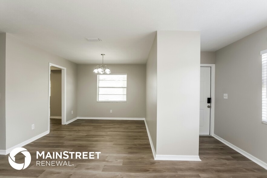 Building Photo - 7113 N 50th St