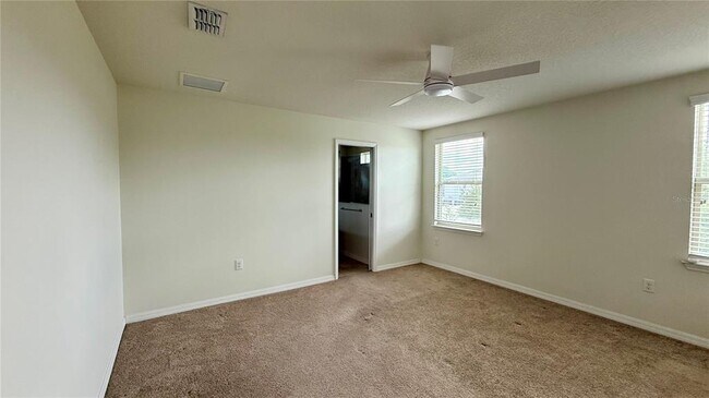 Building Photo - 3545 Starkey Dr
