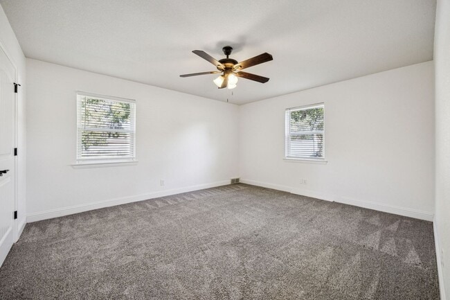 Building Photo - Stylish Renovation + Solar Savings in Prim...