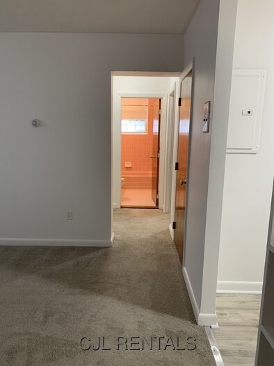 Building Photo - 69 Grove St