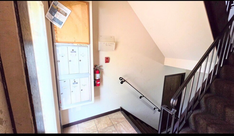 Building Photo - 160 Dunteman Dr