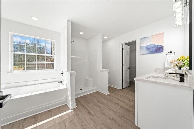 Building Photo - 900 Melrose Park Pl