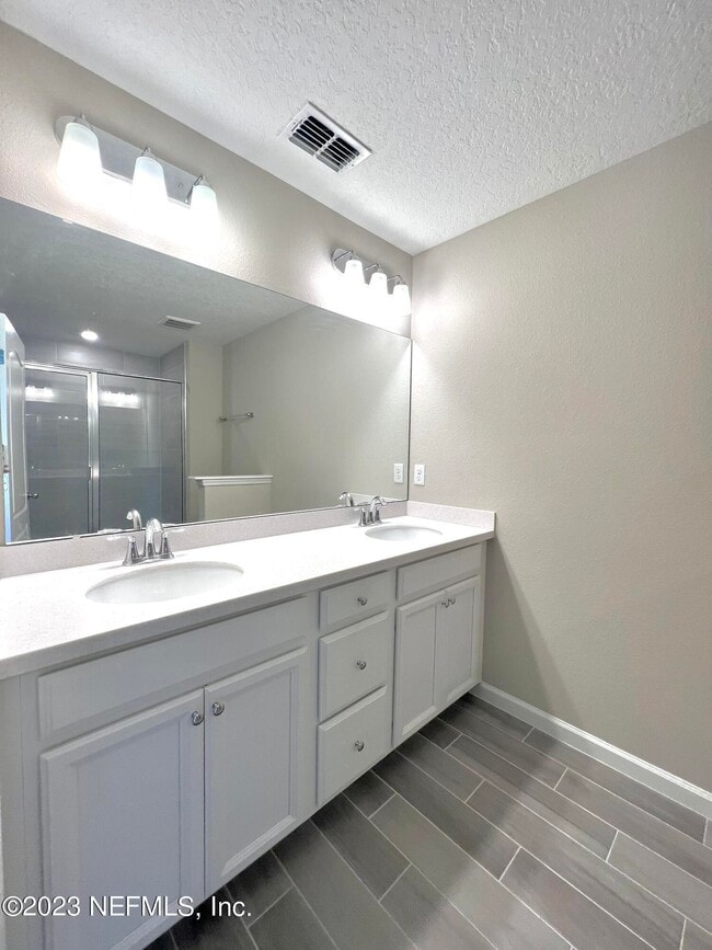 Building Photo - 1107 Beach Dune Dr