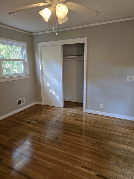 Building Photo - 700 Delverton Rd