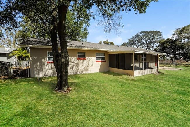 Building Photo - 5604 Fair Oak Ct