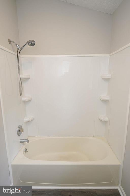 Building Photo - 28975 Aleine Ave