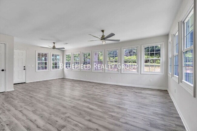 Building Photo - 603 Creighton Dr
