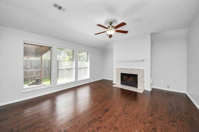 Building Photo - 8322 Adler Lake Dr