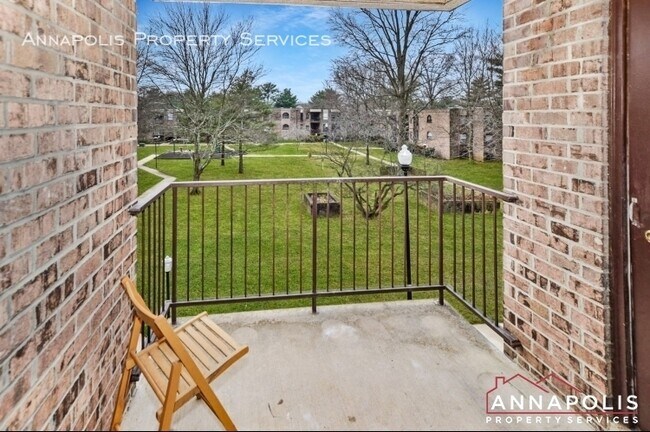Building Photo - 13 silverwood circle #10