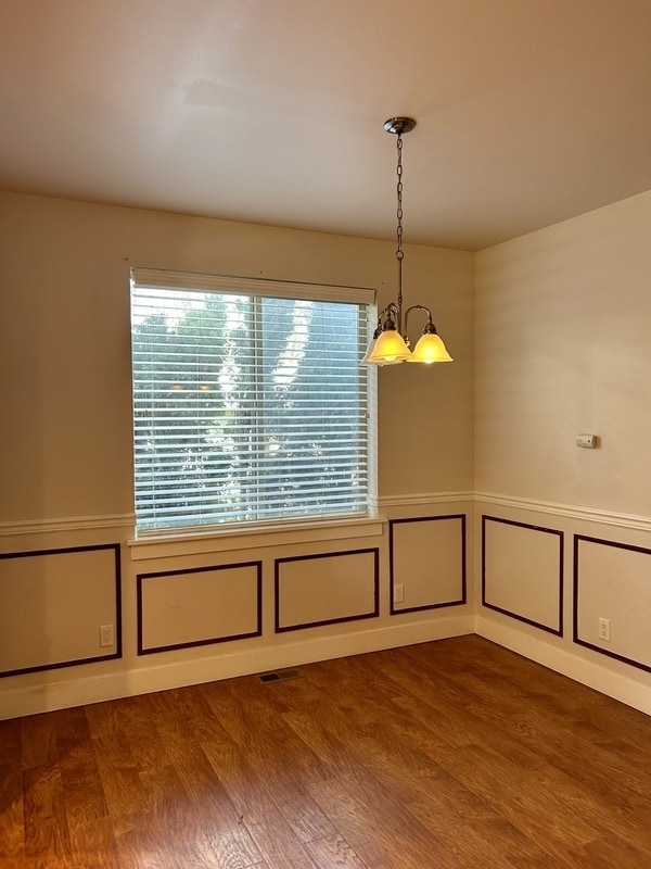 Building Photo - 8353 Grouse Cres Dr