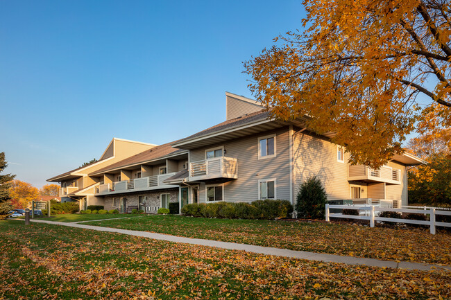 Building Photo - Kearney Meadows Apartments