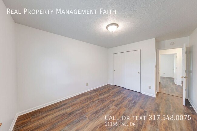 Building Photo - 11156 Fall Dr