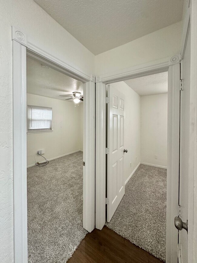 Building Photo - Updated