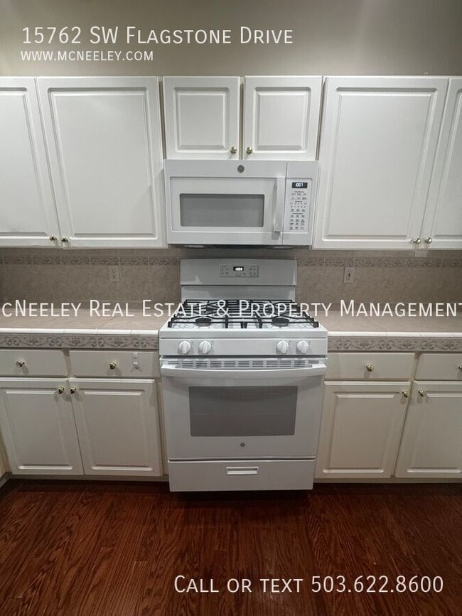 Building Photo - 15762 SW Flagstone Dr