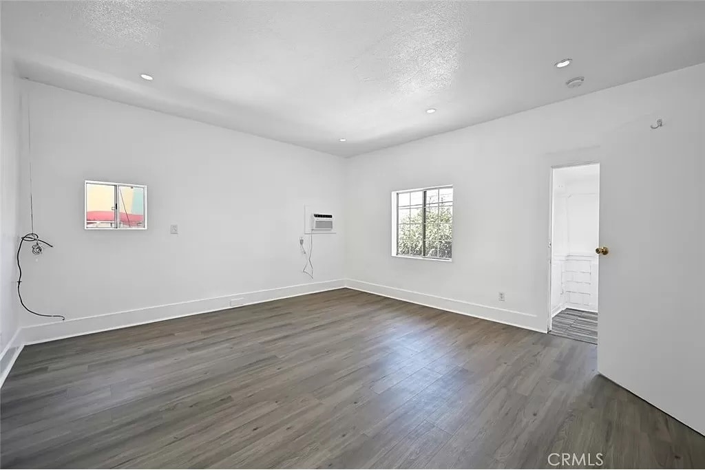 Building Photo - 1824 1/2 Arapahoe S