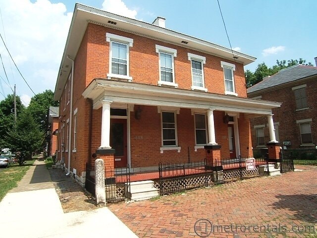 Building Photo - 818-820 S. Third