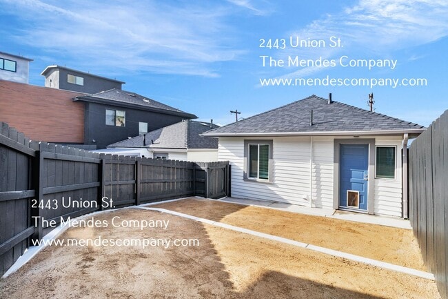 Building Photo - 2443 Union St