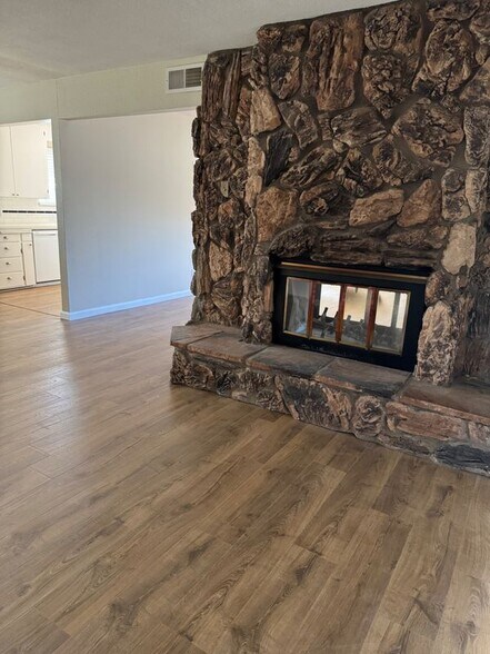 Building Photo - 29 Cypress Dr