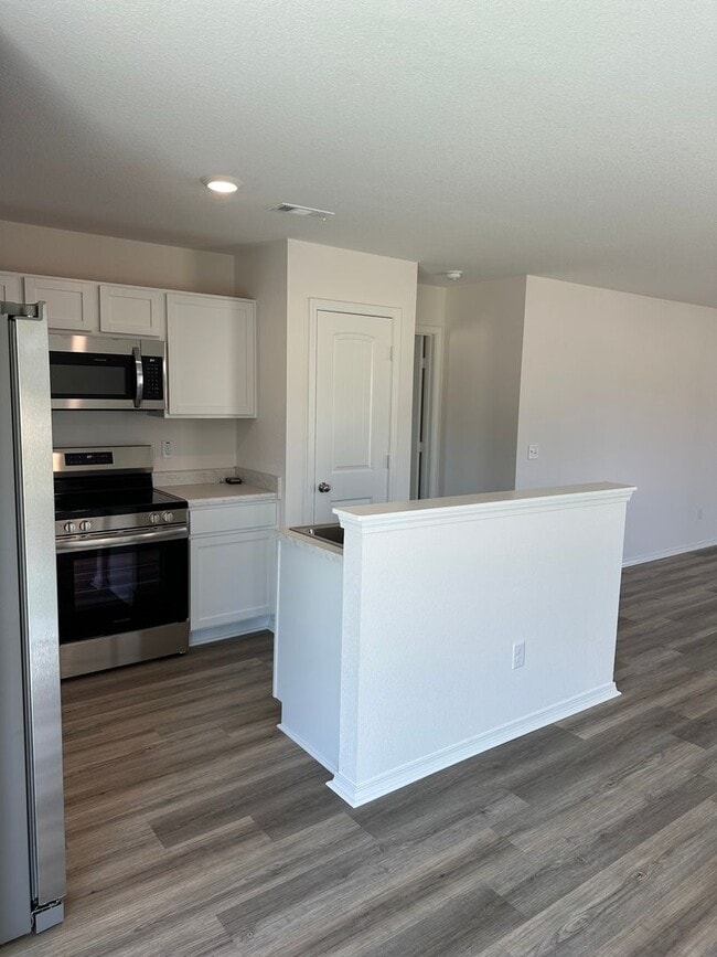 Building Photo - PRE-LEASING Spacious 3 Bedroom | 2 Bath Home with 2-Car Garage in North Little Rock