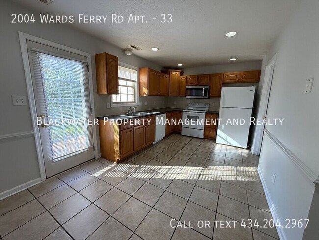 Building Photo - 2004 Wards Ferry Rd