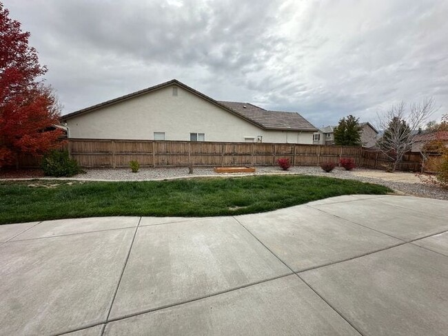 Building Photo - 10615 Summer Glen Dr