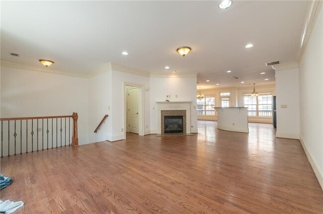 Building Photo - 2771 Durham Dr NE
