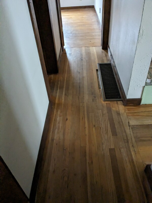 Building Photo - 5028 Eastside Hwy