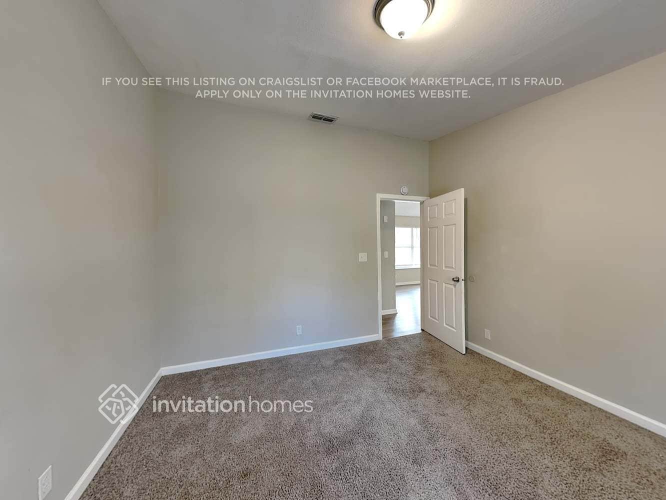 Building Photo - 738 Sheppard Rd