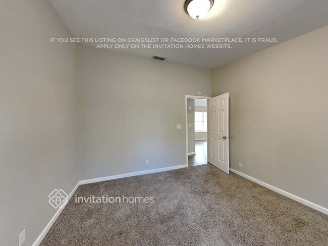 Building Photo - 738 Sheppard Rd