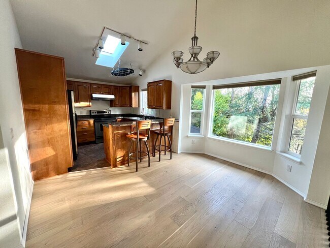 Building Photo - 20915 NE 17th St