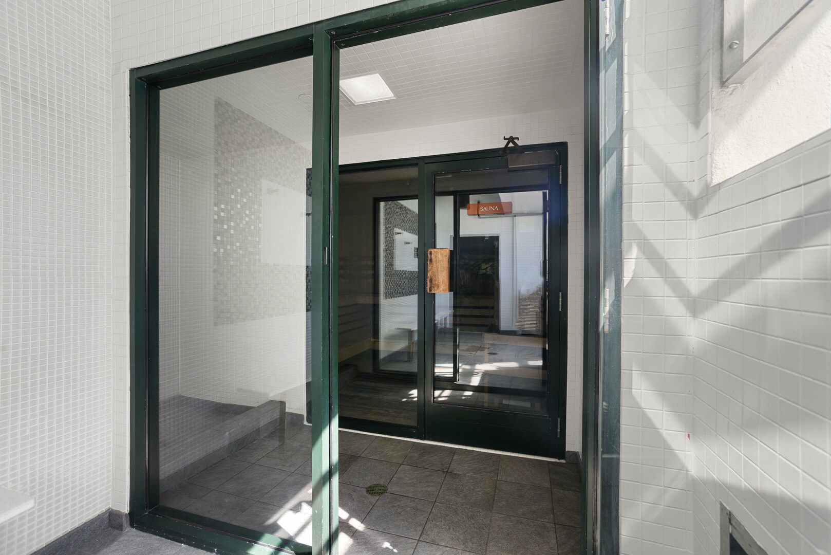 Building Photo - 1 Daniel Burnham Court