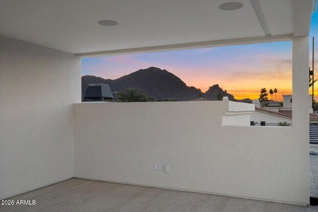 Building Photo - 6821 E Valley Vista Ln