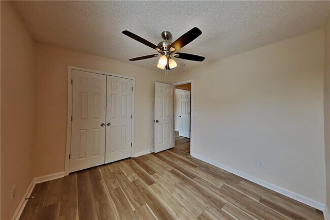Building Photo - 3531 Chasefield Way