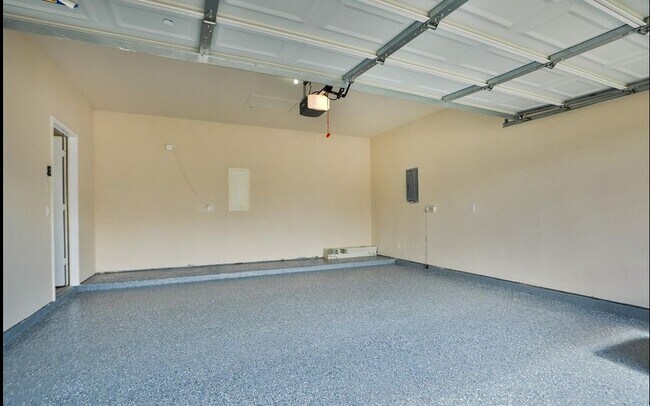 Building Photo - 15011 Calico Heights Ln